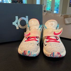 Gently worn KD14 EP size 8 men’s